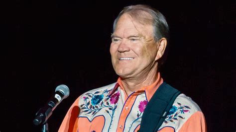 Country Music Icon Glen Campbell Dies at 81 CBN News