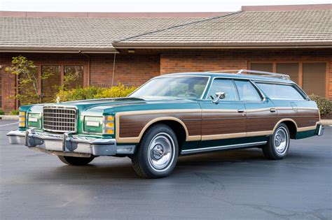 Country squire. Things To Know About Country squire. 