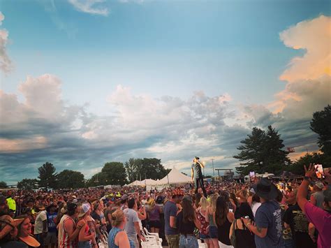 Country thunder wi. Each person who lives within two miles of 2305 Richmond Road, Twin Lakes, WI 53181 is eligible to purchase 2 weekend general admission tickets at $99 + taxes/fees. A resident must provide their photo ID at the Front Gate on Wednesday, July 17. Our Front Gate is open from 9 am - 10 pm. 