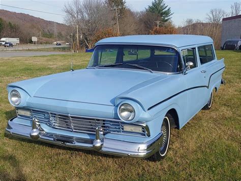 Countryclassiccars - Country Classic Cars LLC, Staunton, Illinois. 5,353 likes · 352 talking about this · 189 were here. We specialize in the sales of vintage classic American, European, and Asian vehicles from the pre-wa