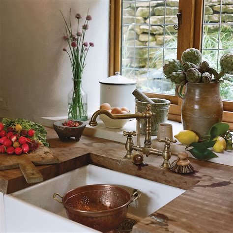 Countryside kitchen. Aug 29, 2019 · Plain English. The prep island in this Shropshire kitchen—renovated by bespoke kitchen design firm Plain English —is designed as freestanding furniture and helps connect the room to its origins as an 1890 farmhouse. The top is crafted of Pippy Oak. plainenglishdesign.co.uk. Plain English. 