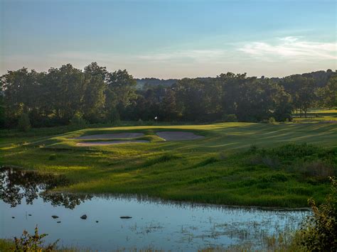 County Club in Hawke