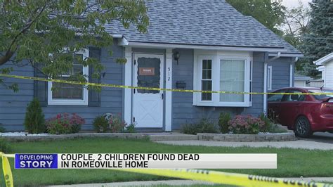Couple, 2 children, 3 dogs found dead inside Romeoville home: police