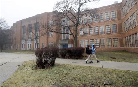 Court Rules Detroit Students Have Constitutional Right To An