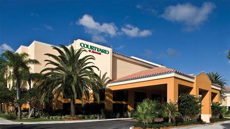 Courtyard by Marriott Boynton Beach - KAYAK