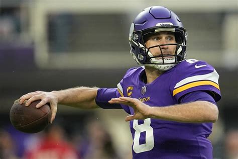 Cousins, Vikings aim to keep themselves protected vs. daunting Eagles defense