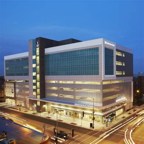 Covenant hospital. Fort Sanders Regional Medical Center. (865) 331-1111. 1901 Clinch Ave. Knoxville, TN 37916. 