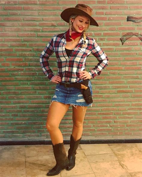 Cow girl. Things To Know About Cow girl. 