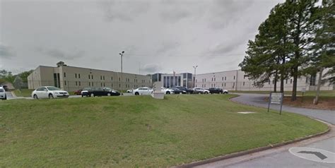  Phone: (770) 253-1664. The Coweta County Jail is located at 560 Greison Trail in Newnan, GA and is a medium security county jail operated by the Coweta County Sheriff’s Department. This page will tell you all the information about everything related to the Coweta County Jail, like how to locate an inmate at the Coweta County Jail, the jail ... . 