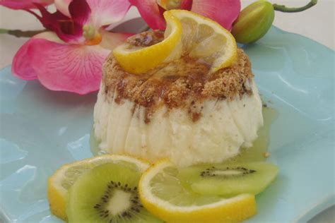 Crème au fromage blanc, lemon curd et cookies