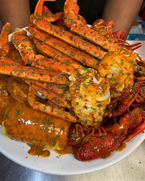 Crabs on the run. Crabs on the Run is a Black-owned Restaurant featuring Seafood in Tallahassee, Florida. 