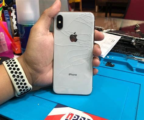 Cracked back. The cracked screen repair benefit is unlimited. So, if you or a child drop and crack the front screen–and then do it again–you can get it repaired as many times as needed. Cracked screen coverage doesn’t … 