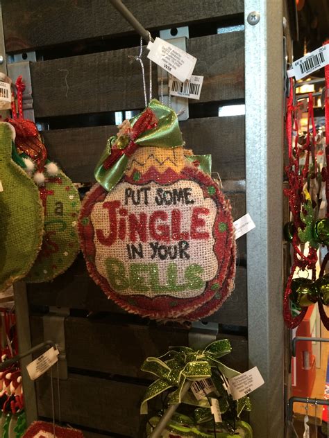 Shop our Cracker Barrel Christmas Collections to find unique decor, ornaments, and dinnerware for whatever your Holiday Style is. Christmas Collections - Cracker Barrel Free Shipping on orders over $100.. 
