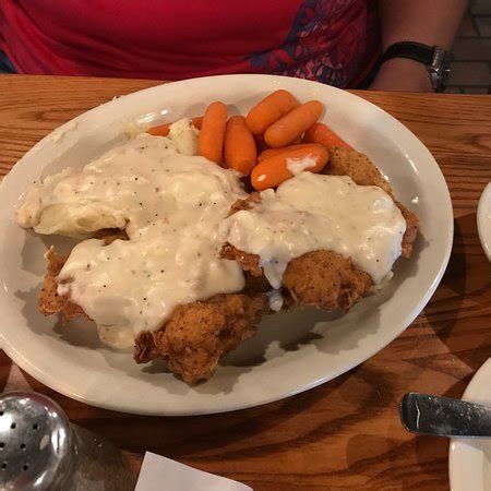 Cracker barrel springfield mo. Looking for a cozy place to enjoy homestyle meals in Missouri? Find a Cracker Barrel near you and order online. Whether you crave breakfast, lunch, or dinner, you'll love our … 