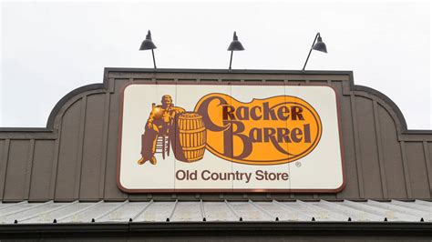 Courtesy of Cracker Barrel Old Country Store, Face
