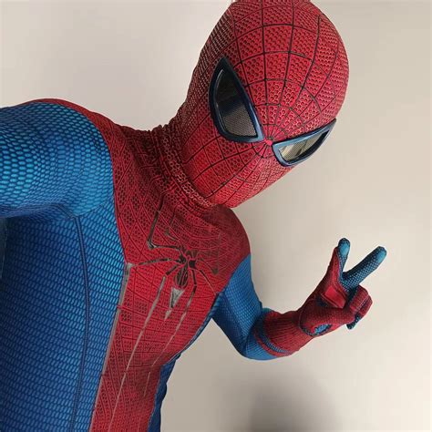 Craft Your Own Realistic Amazing Spider Man Suit with Unbelievable Detail