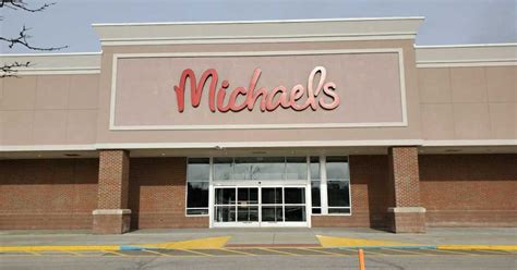 Craft stores near me michaels. 3. Parkway Centre North. (614) 277-3446. 3. 4. Easton Market. (614) 475-4123. Michaels arts and crafts stores offer a wide selection that's sure to cover your creative needs. Find inspiration at our craft store in Hilliard, Ohio. 