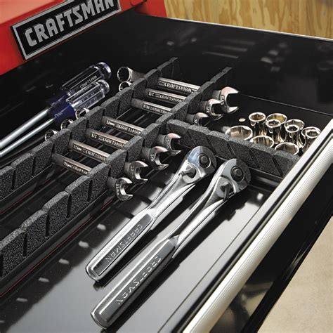 CRAFTSMAN 16-in Black Plastic Lockable Tool Box in the Portable