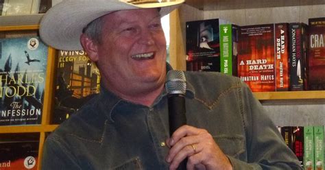 Craig Johnson concludes his Christmas story tour and focuses …