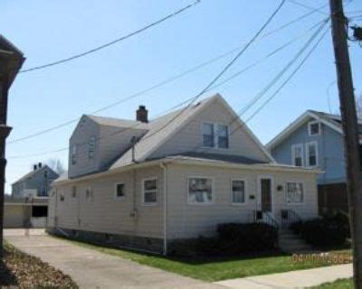 this great opportunity!2 bed, 2 bath home with loving care! $865. 1703 w 45th st, erie, pa. 