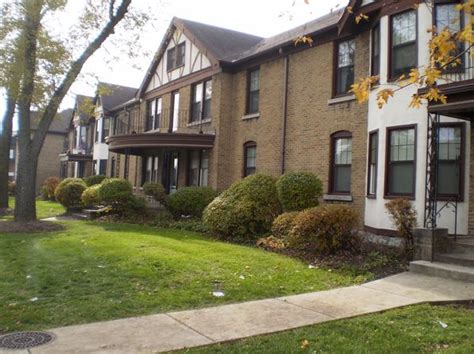 This apartment is located in Buffalo's Grant Ferry neighborhood. Pets are allowed. The home has paid water, a microwave and a dishwasher. This rental is priced quite a bit more expensive compared to the median rent of similar ones in the 14222 area, while it's 33% above the median rent of 1 bedroom apartments in Buffalo. Read More 