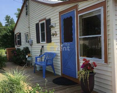 3 days ago Apply with Zillow. 617 Depot Street, 617 Depot St #4, Chester, VT 05143. $1,100/mo. 1 bd. 1 ba. 600 sqft. - Apartment for rent. 16 days ago. 4421 Lake Morey, 4421 Lake Morey Rd, Fairlee, VT 05045.