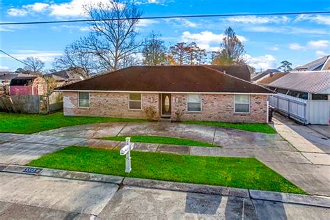 Craigslist chalmette houses for rent. House for Rent . 3 Beds $1,500. 2824 Pakenham Dr, Chalmette, LA 70043 . 1 Day Ago. Favorite. Townhome for Rent . 2 Beds $1,200. 2326 Stander Pl, Chalmette, LA 70043 ... Refine your search by using the filter at the top of the page to view 1, 2 or 3+ bedroom 7 Apartments for rent in 70043, Chalmette, Louisiana. Find More Rentals in 70043, LA ... 