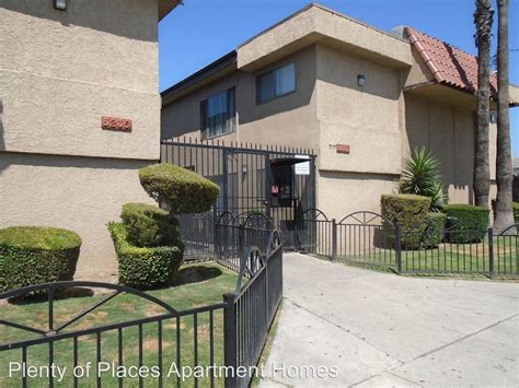 Craigslist cudahy rentals. $2,195 / 2br - Gorgeous 2 Bedroom Apartment in Cudahy (Cudahy) Live Oak St., Cudahy, CA 90201 ... *Make at least 2.75 times the rent *Last 3 months of pay stubs 