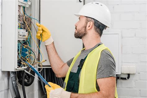 Craigslist electrician jobs. seattle electrician jobs - craigslist. 1 - 79 of 79. south king co. Journeyman Electrician. 10/10 · Call. Poulsbo. Residential Electrical Service Technician. 10/9 · $35 - $37/Hour plus benefits (Medical, ... · Bird Electric Corporation. 