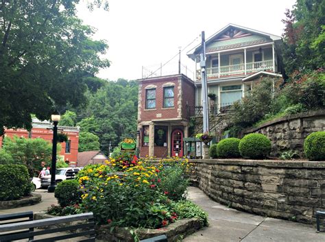 Craigslist eureka springs arkansas. Welcome to the Eureka Springs Community Bulletin Board which has been started in an effort to bring those that live here a little closer together via Facebook. This is a place for general news and... 