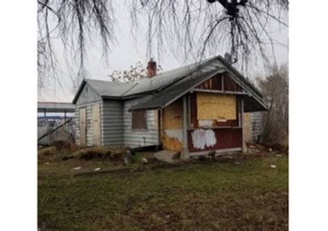 craigslist Apartments / Housing For Rent in Yakima, WA. see also. ... 3601 Fairbanks Ave, Yakima, WA West Valley home - 3 large BR and 2 baths. $2,400. Yakima .... 