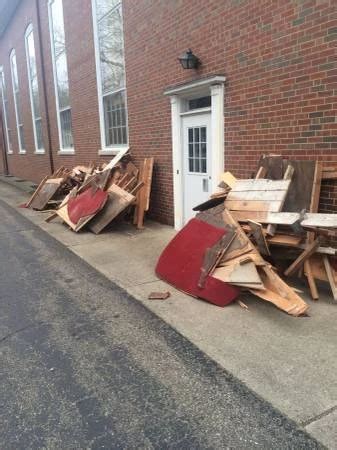 Craigslist free stuff kalamazoo. Oct 4, 2023 · Free woods for fire must pick up. do NOT contact me with unsolicited services or offers 