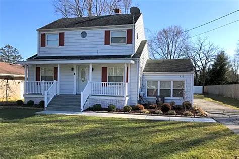 Section 8 House for rent in Ohio. 2023-Oct-17. $795/month, Bedrooms:3, Bath:1. 795 Monthly Gas and Electric3 Bedroom 1 Bath2nd Floor of a Two FamilyEquipped with a Stove and RefrigeratorNew CarpetWasher and Dryer Hookup in KitchenNo Section 8 AcceptedFor more information call show contact info..
