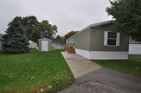N6779 Streblow Dr #4, Fond Du Lac, WI 54937. Rent price: $825 - $935 / month, 2 bedroom floor plans, no available units, pet friendly, 47 photos. Careers Favorites Advertise With Us Log In Home ... Fair Housing & Equal Opportunity. Top Blog Posts. Annual Rent Report; The Most Affordable Cities for Apartment Renters in 2019;. 