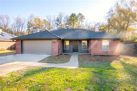 This is a list of all of the rental listings in Nacogdoches TX. Don't forget to use the filters and set up a saved search. This ... - House for rent. 74 days ago. Northeast Hills Apartments | 2912 Chimney Rock Ln, Nacogdoches, TX. $725+ 1 bd. ….