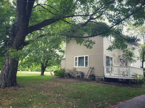 1bed 1 bath House Lower Level "Apartment". 9/13 · 1br 800ft2 · Traverse City - South West. $1,050. • • •. Indian Trail Blvd ~~ New renovated 3 bedroom 1.5 bathroom. 9/25 · 3br · Traverse City, MI. $1,850. 1 - 61 of 61. houses for rent near Sturgeon Bay, WI - craigslist.. 
