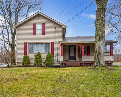 Hubbard OH Rental Listings. 4 results. Sort: Default. (undisclosed Address), Hubbard, OH 44425. $1,200/mo. 3 bds. 2 ba. 1,400 sqft. - House for rent.. 