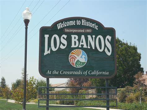 Market information for Los Banos. As of October 2023 the median rental rate in Los Banos is $1,532 which is $83 (6%) more than the median of $1,449 for Merced County, $744 (33%) less than the median of $2,276 for California and $34 (2%) less than the median of $1,566 for the United States.. 