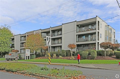 Craigslist maple ridge.  Maple Ridge Apartments Location: &bull; Overlooks the beautifu...