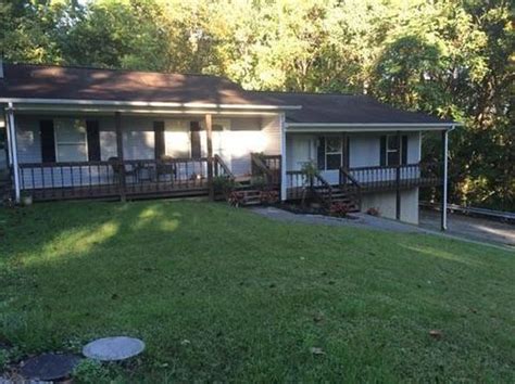 Explore 6 houses for rent in Morristown, TN with rental rates ranging from $950 to $2,095. In addition, there are 3 apartments for rent in Morristown, TN with rental rates ranging from $900 to $1,095. ... Advertise your houses for rent on RentalSource, Craigslist Morristown, Zillow, Realtor and more. It's fast, free & easy. List Your Rentals ....