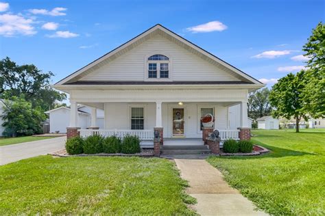 2004 S Oak Grove Ave. Springfield, MO 65804. Email Agent. Brokered by Buyers & Sellers Realty, LLC. ... Springfield, MO. Sequiota Homes for Sale $299,450; Southern Hills Homes for Sale $267,450;. 