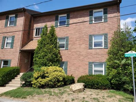 1333 Hunter Road, Apartment #33 Verona, PA 15147 Monthly Rent: $795.00 + Gas & Electric **Water, Sewage and Trash Removal Included Available: March 1st Features: - Equipped Kitchen with Full... Fantastic 1 BR in Verona / Oakmont Area - Covered Balcony!! - apts/housing for rent - apartment rent - craigslist. 