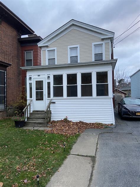 317 W First St. Oswego, NY 13126. Call for Rent 1-2 Beds. 828 Holly Gardens. 828 Holly Dr. Fulton, NY 13069. $1,200 - 1,495 2 Beds. 331 W 5th St Unit Lower Front. Oswego, NY 13126. .