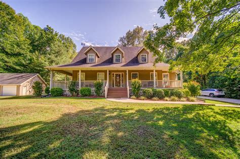 Hermitage, TN is a great place to live and work. With its close proximity to Nashville and its many amenities, it’s no wonder why so many people are looking to rent duplexes in the area. If you’re considering renting a duplex in Hermitage, .... 