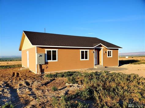 craigslist Housing in Quincy, WA. see also. Housing - perfect for travelling nurses and construction. $1,400. quincy (sunserra) 5 Acres with HOME & SHOP!!! $465,000 ....