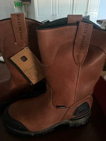 Craigslist red wing. craigslist For Sale By Owner "red wing" for sale in Minneapolis / St Paul. see also. ... MENS RED WING 6 Inch SAFETY TOE BOOTS Model 2436 size 12D ( Like New ) $60. 