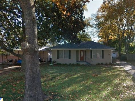 Craigslist shreveport houses for rent. 825 Willow Dr. Shreveport, LA 71118. Rental Property in Bossier City - 3 Bedroom 1 Bath House, 994 sqft- $1150/month, $1150 deposit, No Section 8 Voucher accepted. $200 pet fee for each animal (non-refundable) and a $35 application fee. Credit must be 540 or higher for application to be approved. 