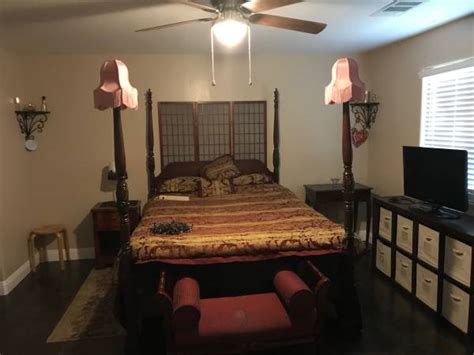 Specials Going On Now! 3/11 · 2br 885ft2 · 2001 E. Cross Ave Tulare, CA 93274. $1,655. 1 - 71 of 71. visalia-tulare apartments / housing for rent "tulare" - craigslist.. 