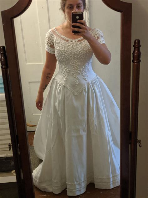 Craigslist wedding dress. 
