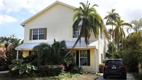 A better way to find your home - Rentals in West Palm Beach. 3 Beds, 1 Baths. 9/27 · 3br 1318ft2 · West Palm Beach. $2,500. hide. no image. 3Bedroom, Completley Remodeled, Near Downtown WPB, Close to Interstate. 9/27 · 3br · West Palm Beach. $1,960. hide.. 